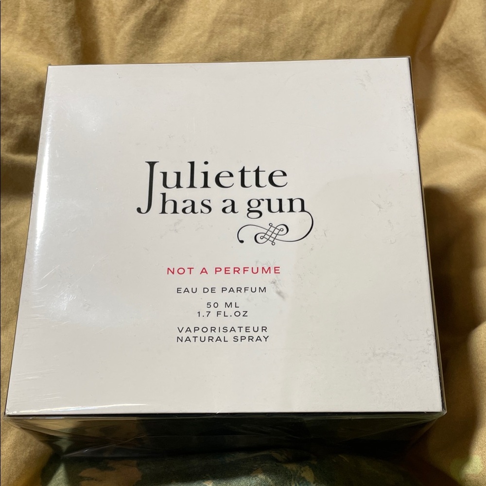 Juliette Has a Gun Not a Perfume Eau de Parfum - White